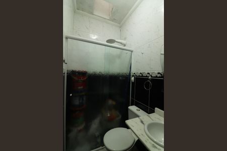 Casa à venda com 222m², 4 quartos e 6 vagasQuarto 3 - Suíte Banheiro