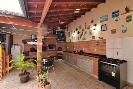 Casa à venda com 222m², 4 quartos e 6 vagasEspaço Gourmet