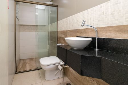 Casa à venda com 160m², 3 quartos e 3 vagas Casa à venda com 160m², 3 quartos e 3 vagasBanheiro Social