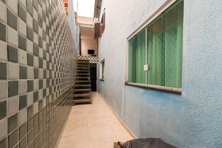 Casa à venda com 160m², 3 quartos e 3 vagas Casa à venda com 160m², 3 quartos e 3 vagasCorredor de acesso