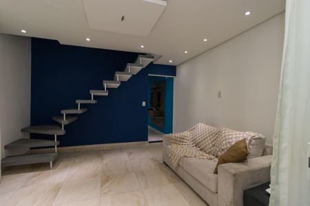 Sala de casa à venda com 3 quartos, 160m² em Vila Prudente, São Paulo