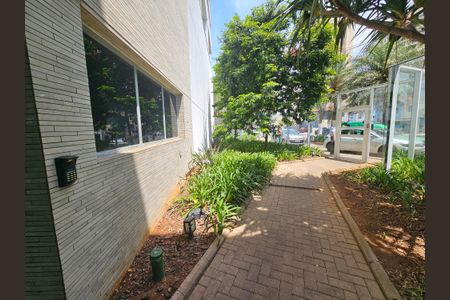 Apartamento à venda com 34m², 1 quarto e 1 vaga Apartamento à venda com 34m², 1 quarto e 1 vagaFachada e portaria