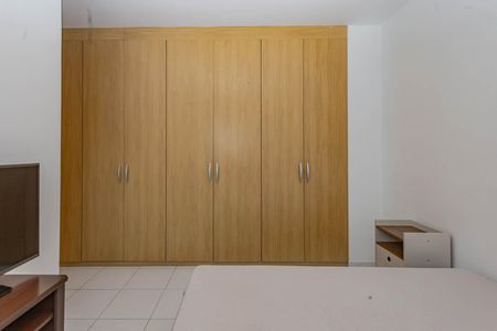 Apartamento para alugar com 69m², 2 quartos e 2 vagasSuíte