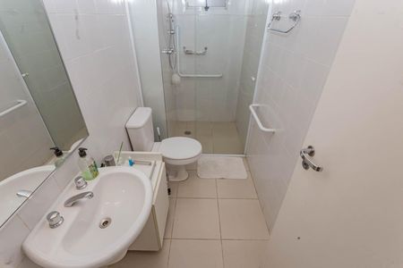 Apartamento para alugar com 69m², 2 quartos e 2 vagasBanheiro da Suíte