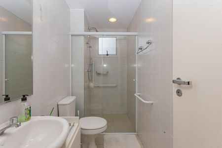 Apartamento para alugar com 69m², 2 quartos e 2 vagasBanheiro da Suíte