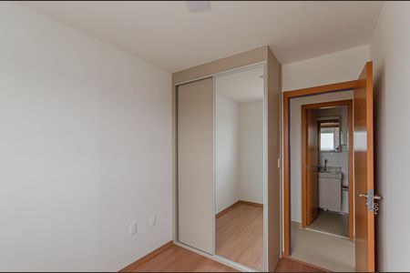 Apartamento para alugar com 53m², 2 quartos e 1 vaga Apartamento para alugar com 53m², 2 quartos e 1 vagaQuarto