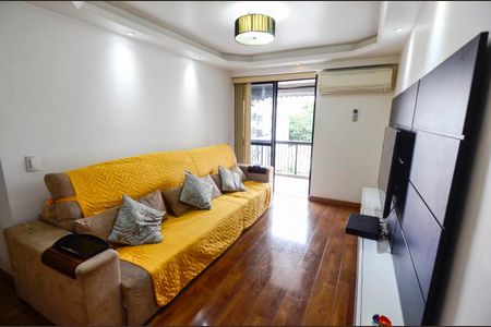 Apartamento à venda com 98m², 3 quartos e 1 vagaSala