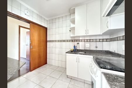 Apartamento à venda com 100m², 3 quartos e 2 vagasCozinha