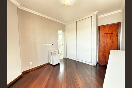 Apartamento à venda com 100m², 3 quartos e 2 vagasSuíte