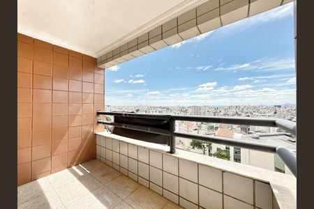 Apartamento à venda com 100m², 3 quartos e 2 vagasVaranda