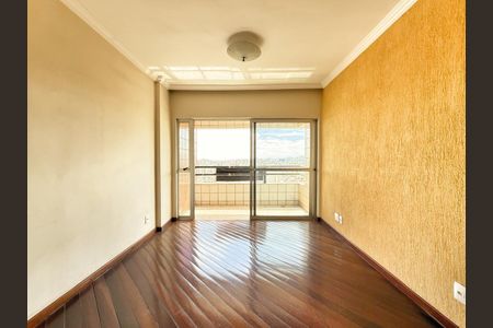 Sala de apartamento à venda com 3 quartos, 100m² em Nova Suíça, Belo Horizonte