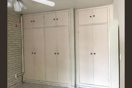 Casa à venda com 4 quartos, 191m² em Jardim Itamarati, Campinas