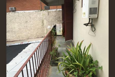 Casa à venda com 191m², 4 quartos e 2 vagas
