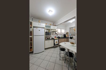 Apartamento para alugar com 110m², 3 quartos e 2 vagas Apartamento para alugar com 110m², 3 quartos e 2 vagasCozinha