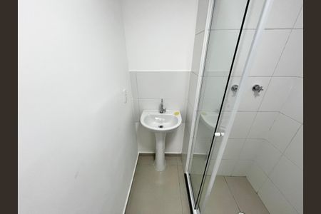 Apartamento para alugar com 42m², 2 quartos e sem vagaBanheiro