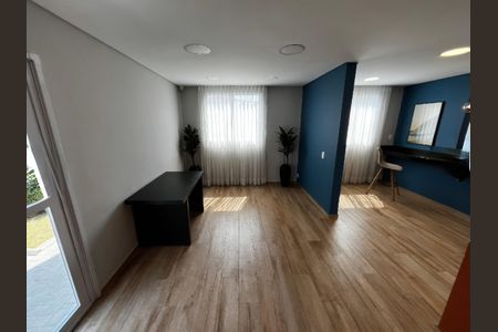 Apartamento para alugar com 42m², 2 quartos e sem vagaÁrea comum - Salão de festas