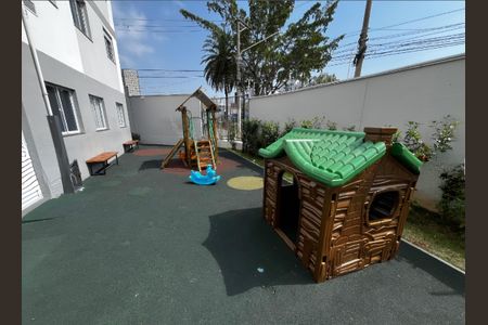 Apartamento para alugar com 42m², 2 quartos e sem vagaÁrea comum - Playground