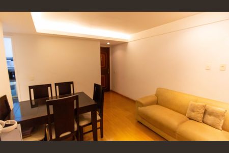 Apartamento à venda com 88m², 3 quartos e 1 vagaSala