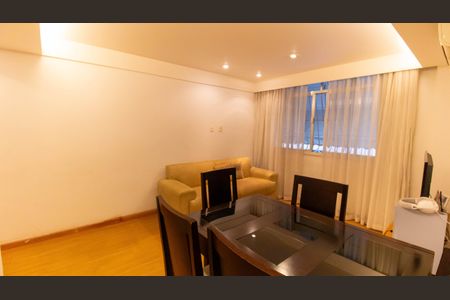 Apartamento à venda com 88m², 3 quartos e 1 vagaSala