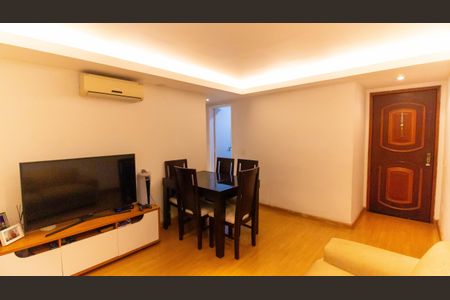 Apartamento à venda com 88m², 3 quartos e 1 vagaSala