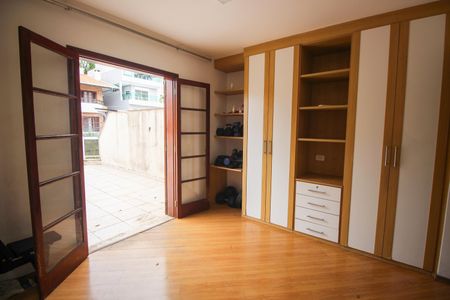 Casa para alugar com 225m², 3 quartos e 2 vagasSuíte 1