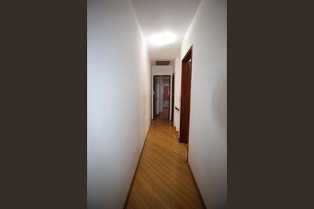 Casa para alugar com 225m², 3 quartos e 2 vagasCorredor