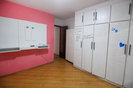 Casa para alugar com 225m², 3 quartos e 2 vagasQuarto 1