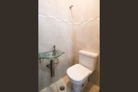 Casa para alugar com 225m², 3 quartos e 2 vagasLavabo