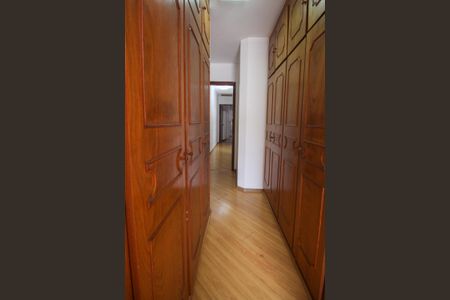 Casa para alugar com 225m², 3 quartos e 2 vagasSuíte 1