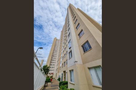 Apartamento para alugar com 41m², 2 quartos e 1 vaga Apartamento para alugar com 41m², 2 quartos e 1 vagaFachada