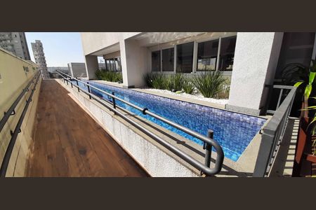 Apartamento à venda com 37m², 1 quarto e 1 vaga Apartamento à venda com 37m², 1 quarto e 1 vagaÁrea comum - Piscina