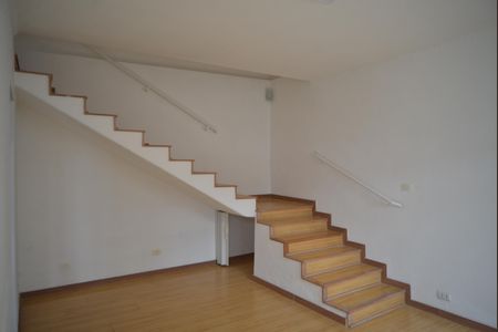 Sala de casa para alugar com 2 quartos, 150m² em Vila Alpina, Santo André