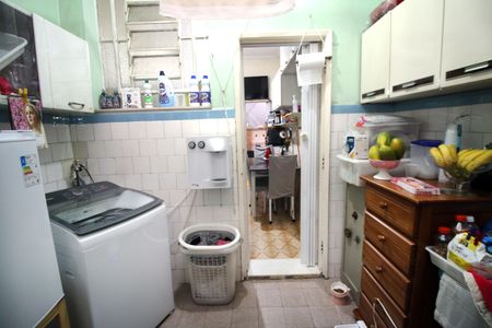 Casa à venda com 300m², 2 quartos e 6 vagasCopa