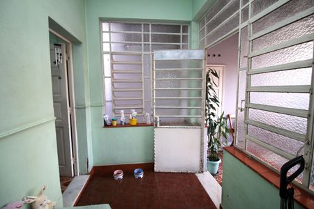 Casa à venda com 300m², 2 quartos e 6 vagasÁrea Externa