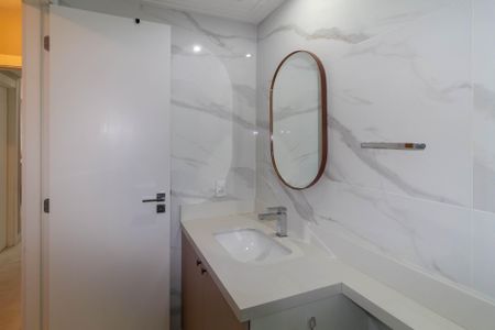 Apartamento à venda com 69m², 2 quartos e 1 vagaBanheiro da Suíte