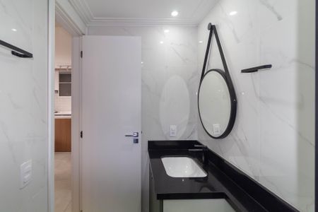 Apartamento à venda com 69m², 2 quartos e 1 vagaBanheiro 2