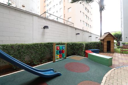 Apartamento para alugar com 44m², 2 quartos e sem vagaÁrea comum - Playground