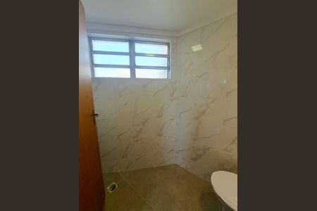 Apartamento à venda com 54m², 2 quartos e 1 vagaBanheiro Social