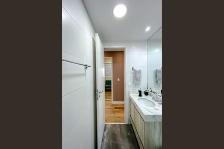 Apartamento à venda com 101m², 3 quartos e 2 vagas Apartamento à venda com 101m², 3 quartos e 2 vagasBanheiro
