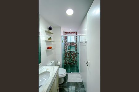 Apartamento à venda com 101m², 3 quartos e 2 vagas Apartamento à venda com 101m², 3 quartos e 2 vagasBanheiro