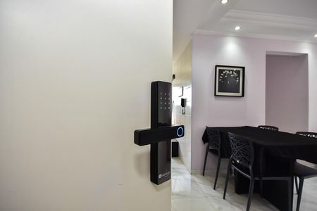 Apartamento à venda com 42m², 2 quartos e 1 vagaFechadura Eletrônica