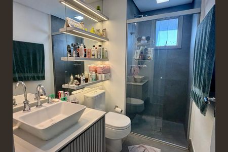 Apartamento à venda com 158m², 3 quartos e 2 vagasBanheiro da Suíte 3