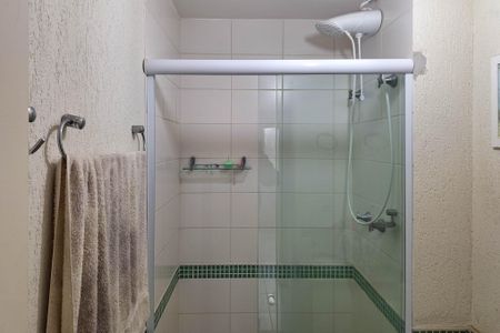 Apartamento à venda com 57m², 2 quartos e 1 vaga Apartamento à venda com 57m², 2 quartos e 1 vagaBanheiro Social