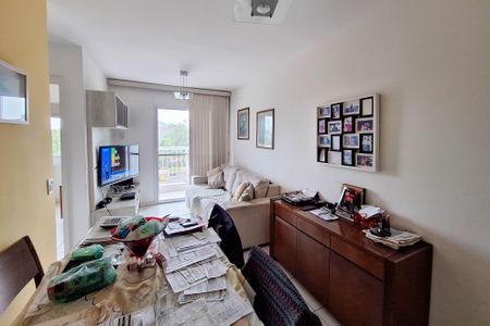 Apartamento à venda com 57m², 2 quartos e 1 vaga Apartamento à venda com 57m², 2 quartos e 1 vagaSala