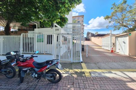 Apartamento à venda com 57m², 2 quartos e 1 vaga Apartamento à venda com 57m², 2 quartos e 1 vagaFachada