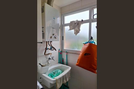 Apartamento à venda com 57m², 2 quartos e 1 vaga Apartamento à venda com 57m², 2 quartos e 1 vagaÁrea de Serviço