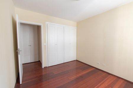 Apartamento à venda com 85m², 2 quartos e 1 vagaQuarto 2