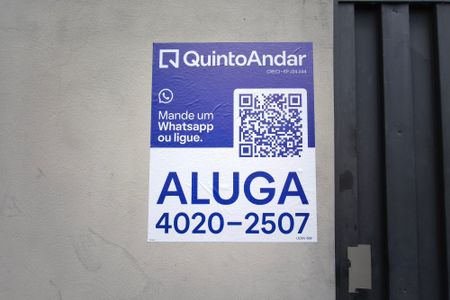 Casa para alugar com 60m², 2 quartos e 5 vagasPlaquinha