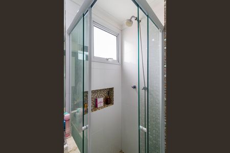 Apartamento à venda com 109m², 2 quartos e 2 vagasBanheiro da Suíte