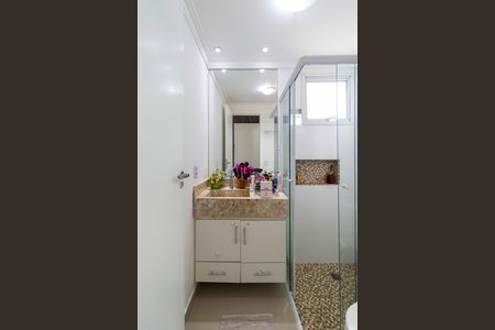 Apartamento à venda com 109m², 2 quartos e 2 vagasBanheiro da Suíte